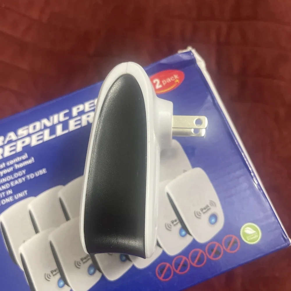 Ultrasonic Pest Two Repeller 12 Pack - One Room One Unit Safe And Easy To Use